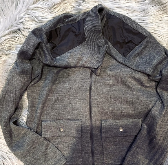 Michael Kors Zip Up Sweater/cardigan men’s medium - Picture 5 of 7